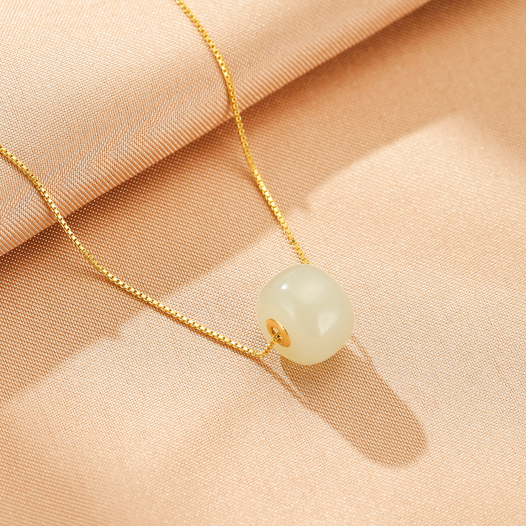 Collier Jade – Harmonie Subtile, Argent Plaqué Or