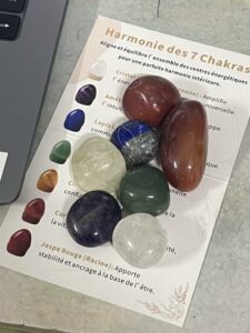 Pochon de pierres roulées – Harmonie des 7 Chakras photo review