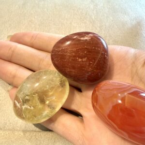 Pochon de pierres roulées – Porte-Bonheur photo review