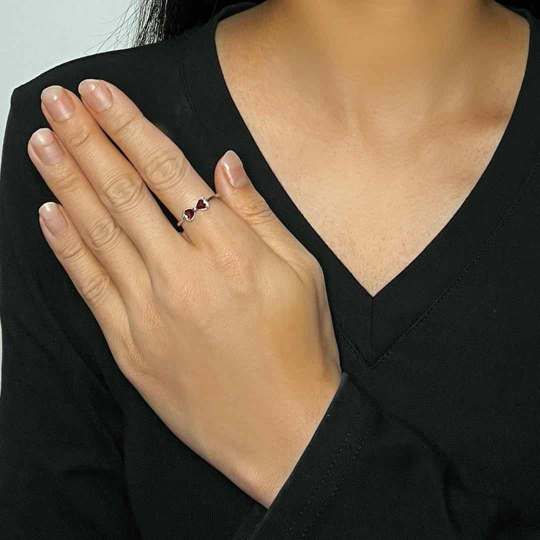 Bague Grenat – Nœud Éclatant, Argent