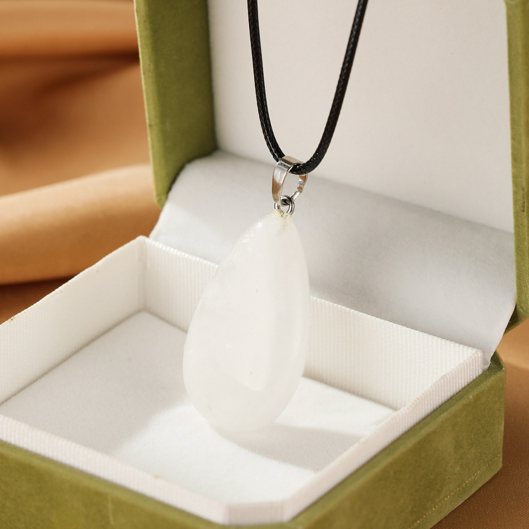 Collier Cristal de Roche – Clarté Intérieure