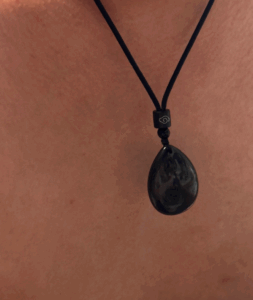 Collier Obsidienne – Mystère Protecteur photo review