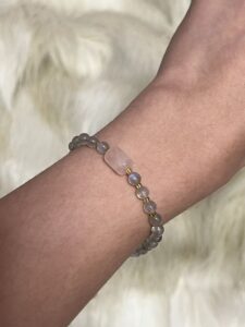 Bracelet Labradorite et Quartz Rose – Reflet Intérieur photo review