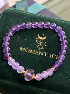 Bracelet Améthyste – Harmonie Éclatante, Argent Plaqué Or photo review