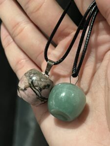 Collier Rhodonite – Force du Cœur photo review