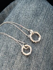 Collier Couple – Lien Brut, Argent photo review