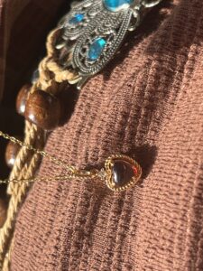 Collier Grenat – Promesse Écarlate, Argent Plaqué Or photo review