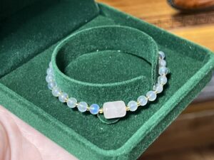 Bracelet Labradorite et Quartz Rose – Reflet Intérieur photo review