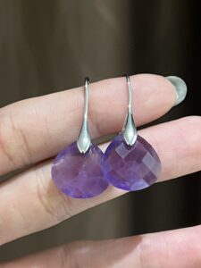 Boucles d’oreilles Améthyste – Goutte de Lune photo review