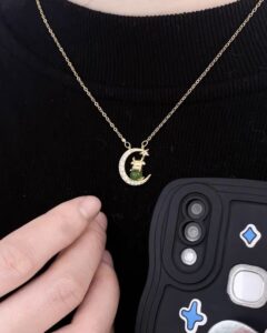 Collier Jade Néphrite Cheval/Coq – Lune Porte-Bonheur, Argent Plaqué Or photo review