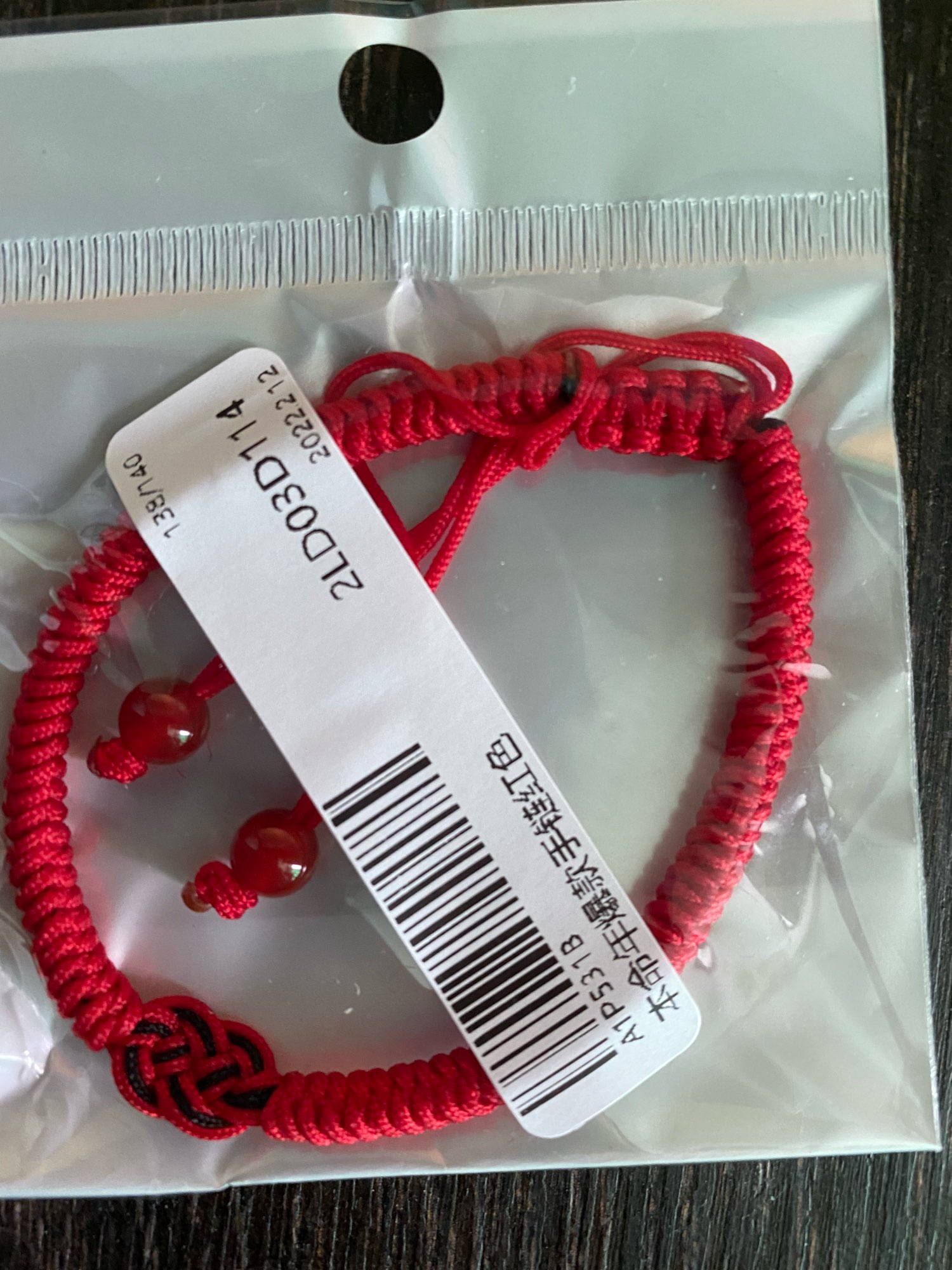 Bracelet « Dragon » en Fil Rouge photo review