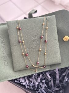 Collier Grenat – Cœur de Passion, Plaqué Or 18K photo review